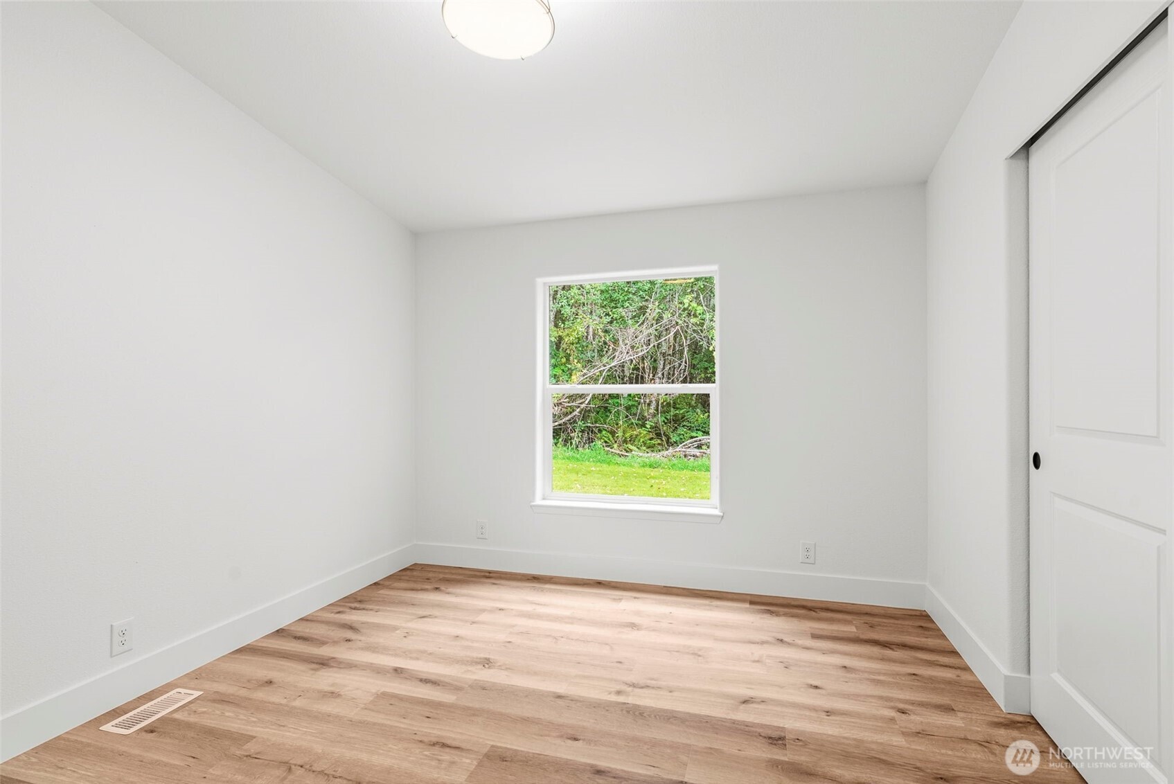 186 Elochoman Valley Road Cathlamet, WA 98612 - Photo 21 of 30 Gallery Image 21