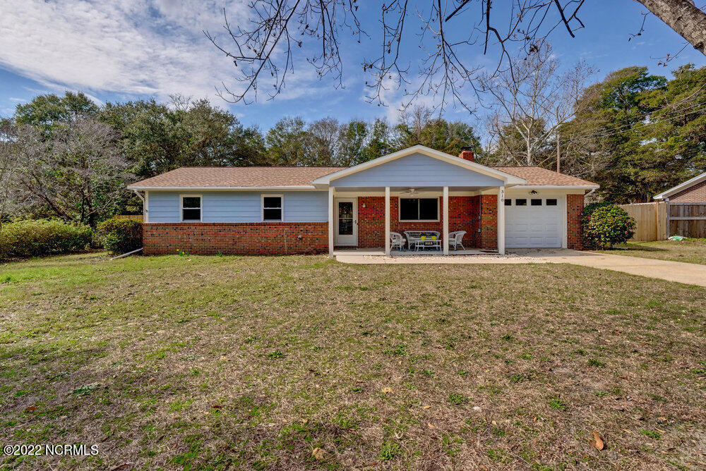 318 Spartan Road Wilmington, NC 28405 - Photo 1 of 29 Front