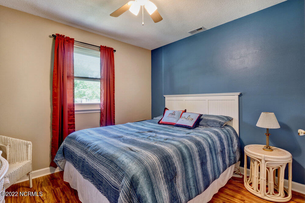 318 Spartan Road Wilmington, NC 28405 - Photo 18 of 29 Bedroom 2