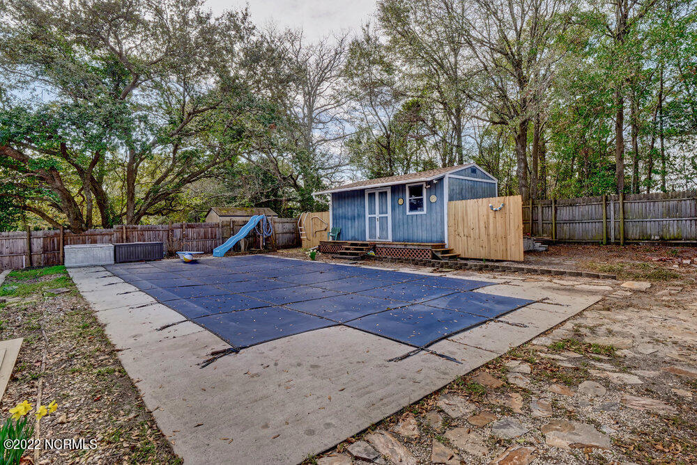 318 Spartan Road Wilmington, NC 28405 - Photo 23 of 29 Swimming Pool & Workshop/Pool House