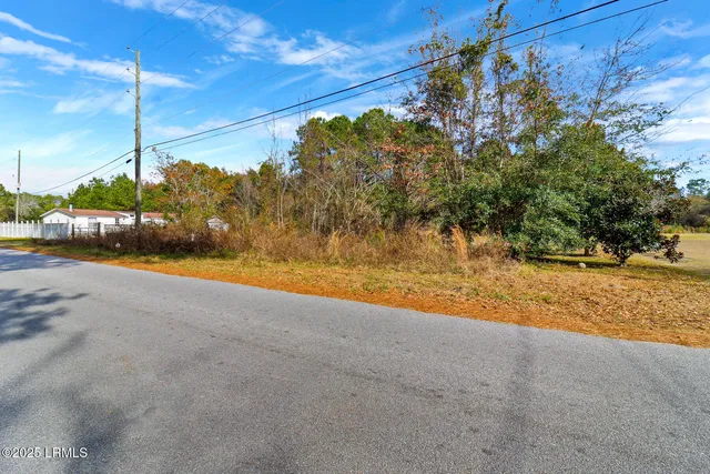 $949,000 | 547 Broad River Boulevard, Port Royal, SC 29906