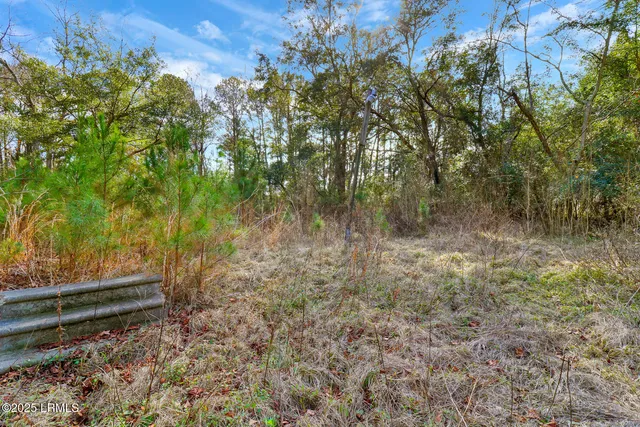 $949,000 | 547 Broad River Boulevard, Port Royal, SC 29906