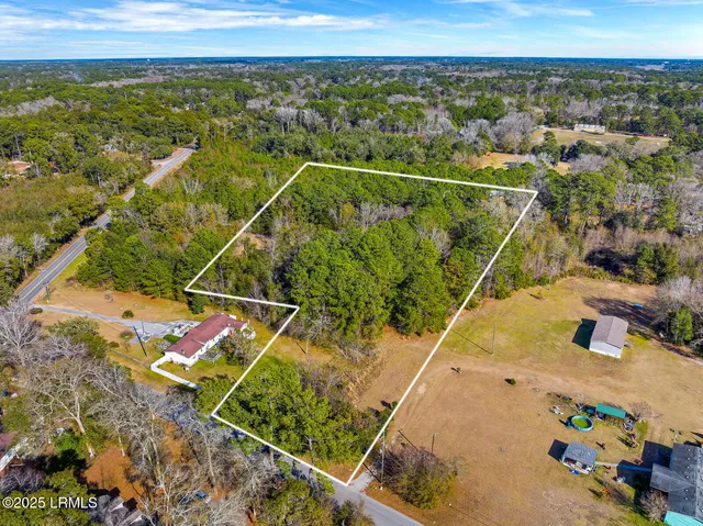 $949,000 | 547 Broad River Boulevard, Port Royal, SC 29906