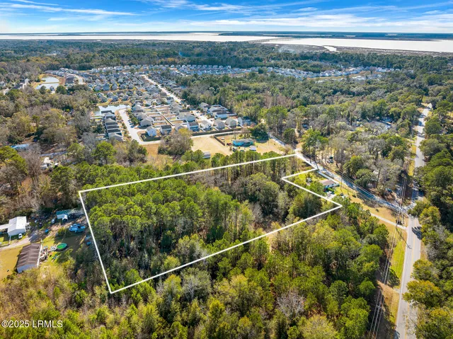 $949,000 | 547 Broad River Boulevard, Port Royal, SC 29906