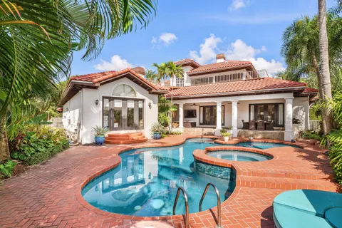 $3,499,000 | 2 Firestone Circle, West Palm Beach, FL 33401