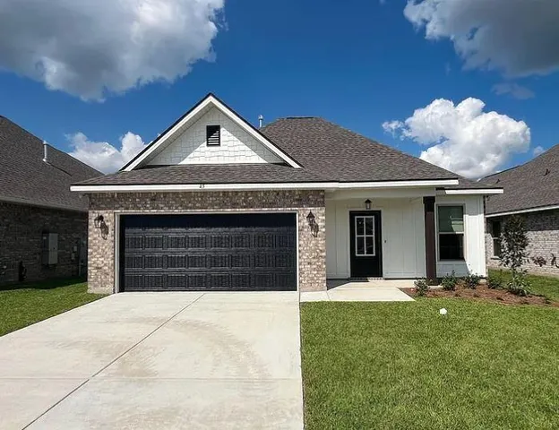 $2,500 | 45 Hydrangea Boulevard, Freeport, FL 32439