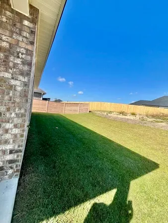 $2,500 | 45 Hydrangea Boulevard, Freeport, FL 32439