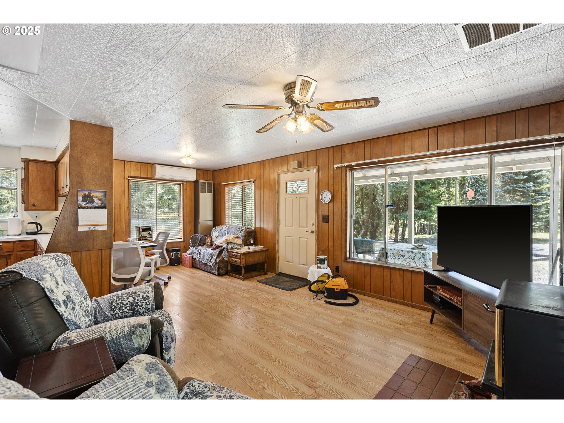 7291 Rice Valley Road Oakland, OR 97462 - Photo 5 of 36 Gallery Image 5
