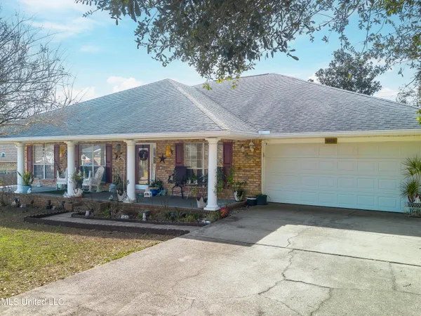 $355,000 | 8928 Hamakua Street, Diamondhead, MS 39525
