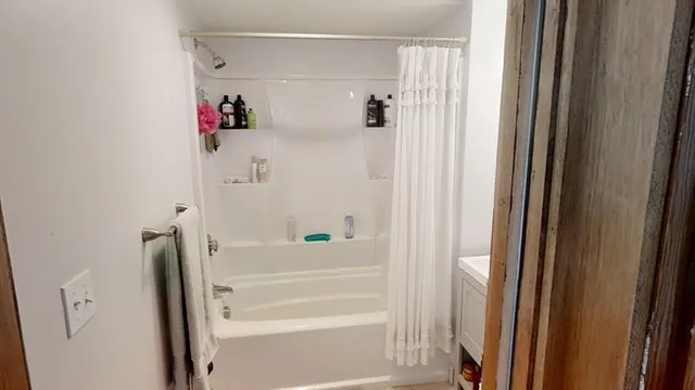 $2,200 | 200 Harris Street, Unit 2, Revere, MA 02151