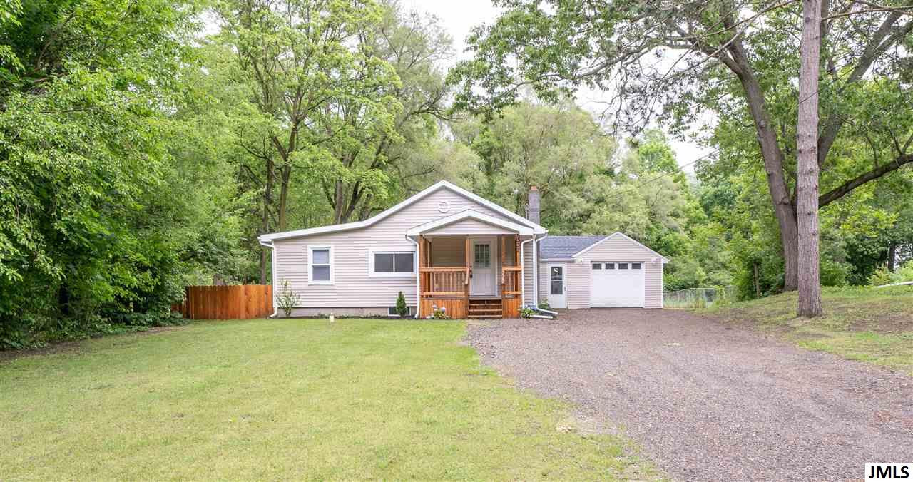 537 Sheridan Street Jackson, MI 49203 - Photo 2 of 30 Photo 2