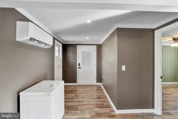 a view of utility room