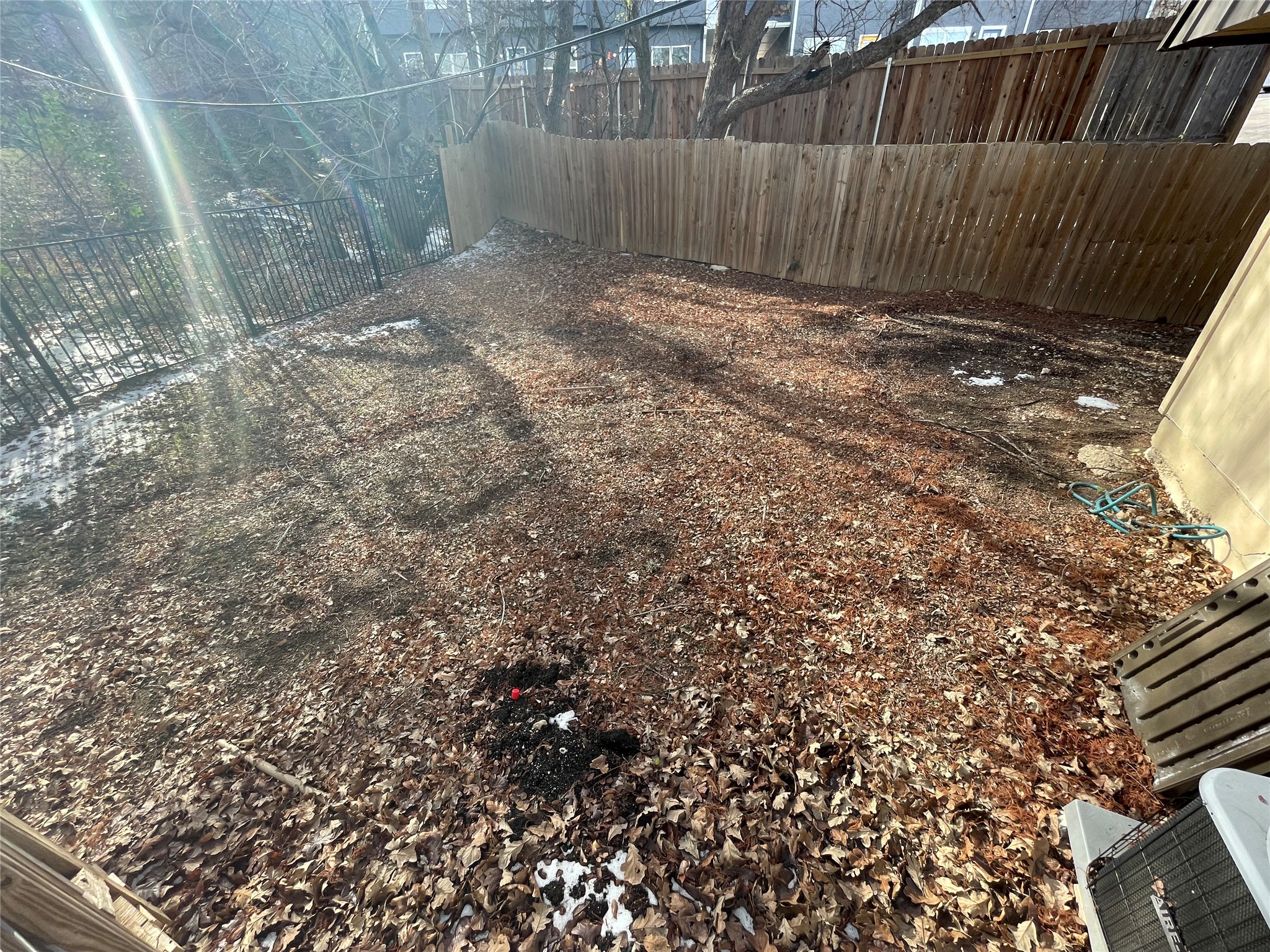 6253 Manor Road, Unit B Austin, TX 78723 - Photo 8 of 10 View of fenced backyard