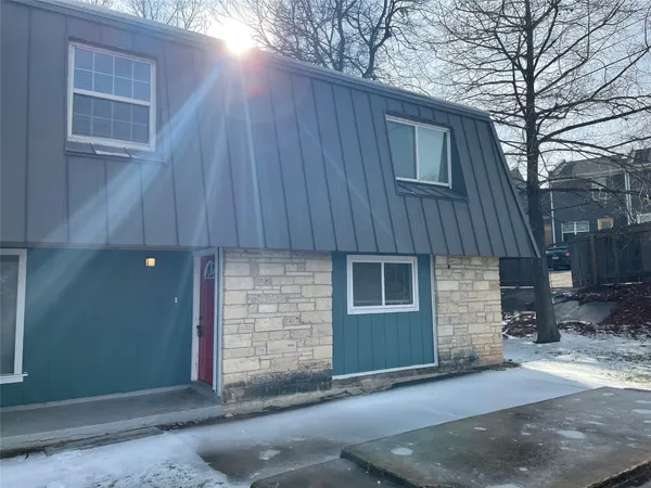 $1,395 | 6253 Manor Road, Unit B, Austin, TX 78723