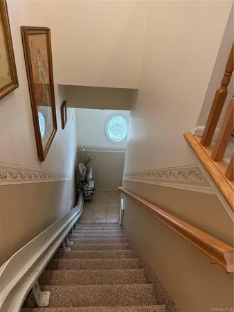 $619,999 | 712 Narragansett Villas Drive, Unit 712, Lindenhurst, NY 11757