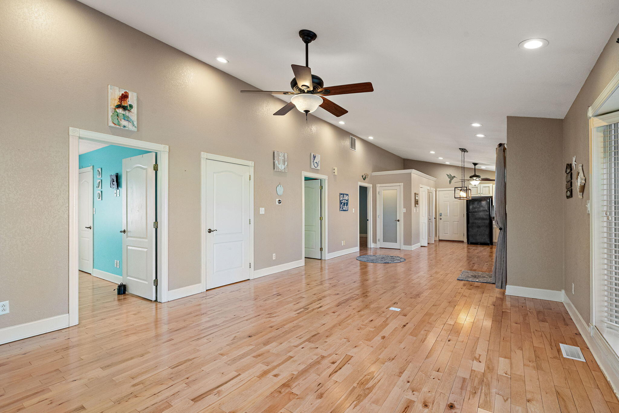 4100 East Drive Knox, IN 46534 - Photo 16 of 35 2048x1365