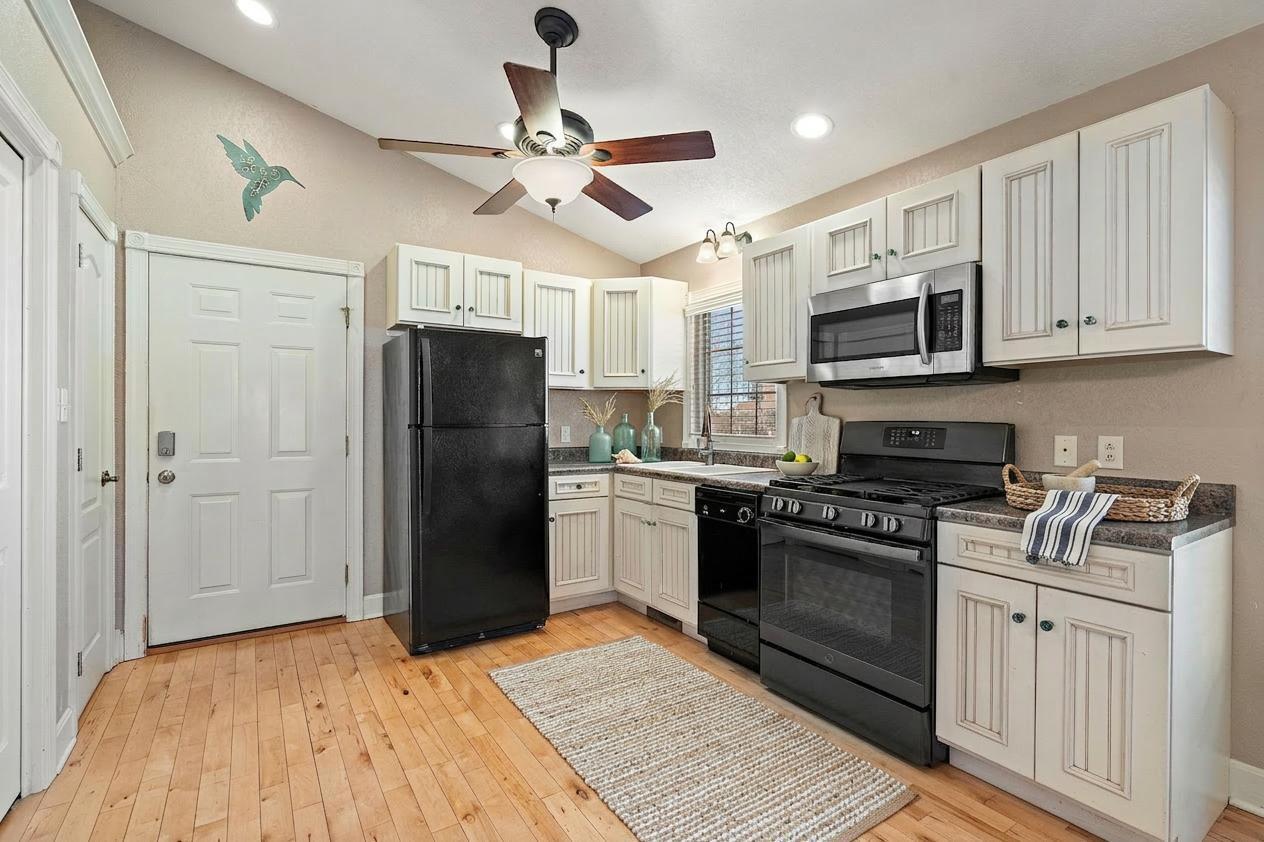 4100 East Drive Knox, IN 46534 - Photo 18 of 35 1264x842