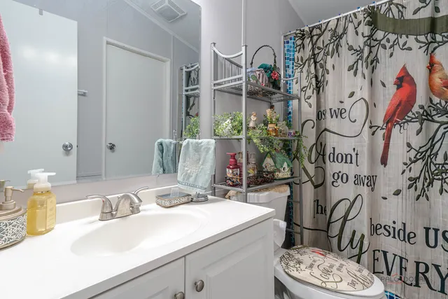 $89,000 | 600 Hillcrest Lane, Crystal Lake, IL 60014