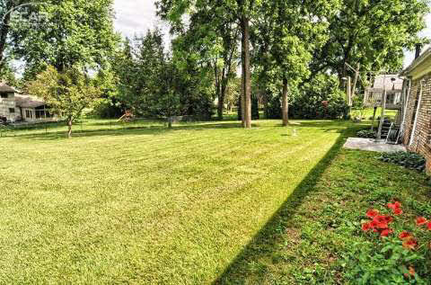 13417 Fenton Road Fenton, MI 48430 - Photo 25 of 26 20432323-24.JPG