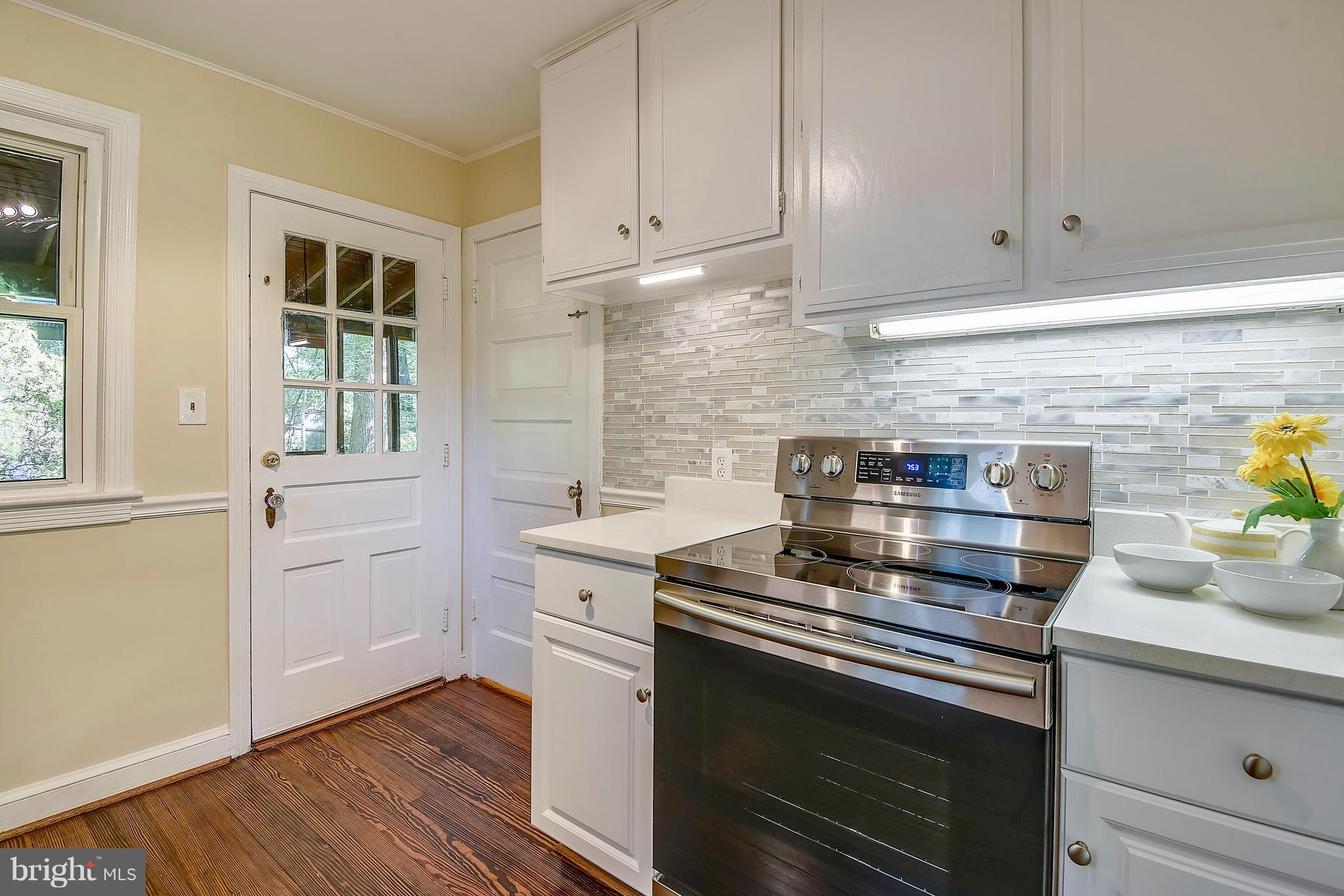 5207 Danbury Road Bethesda, MD 20814 - Photo 11 of 29 Kitchen