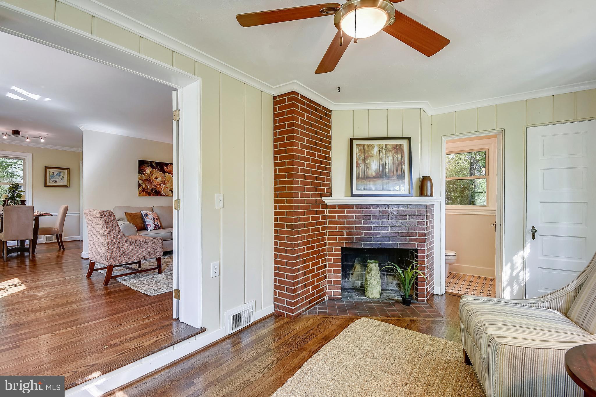 5207 Danbury Road Bethesda, MD 20814 - Photo 7 of 29 Family Room