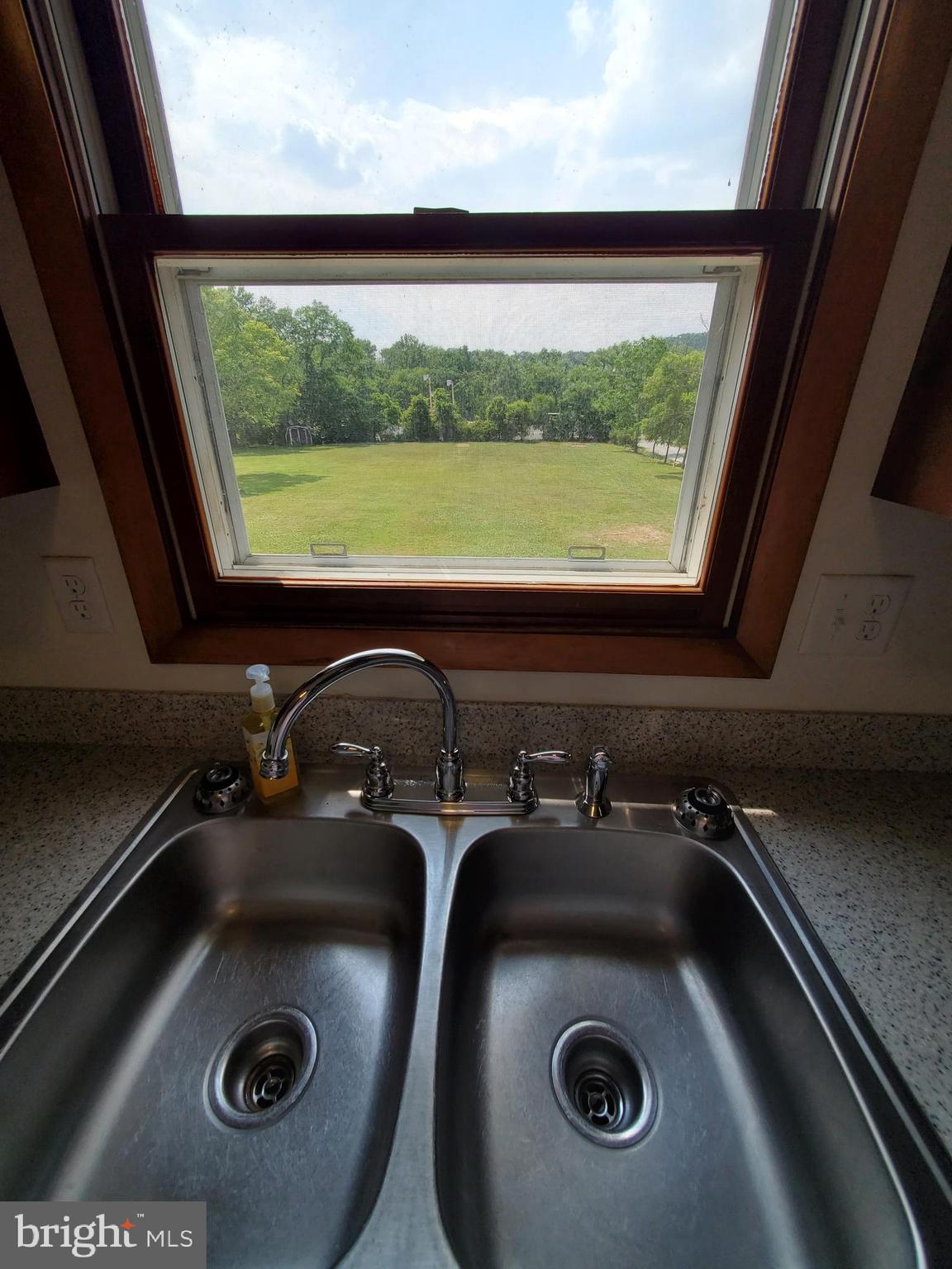 12001 Messick Road Southeast Cumberland, MD 21502 - Photo 15 of 40