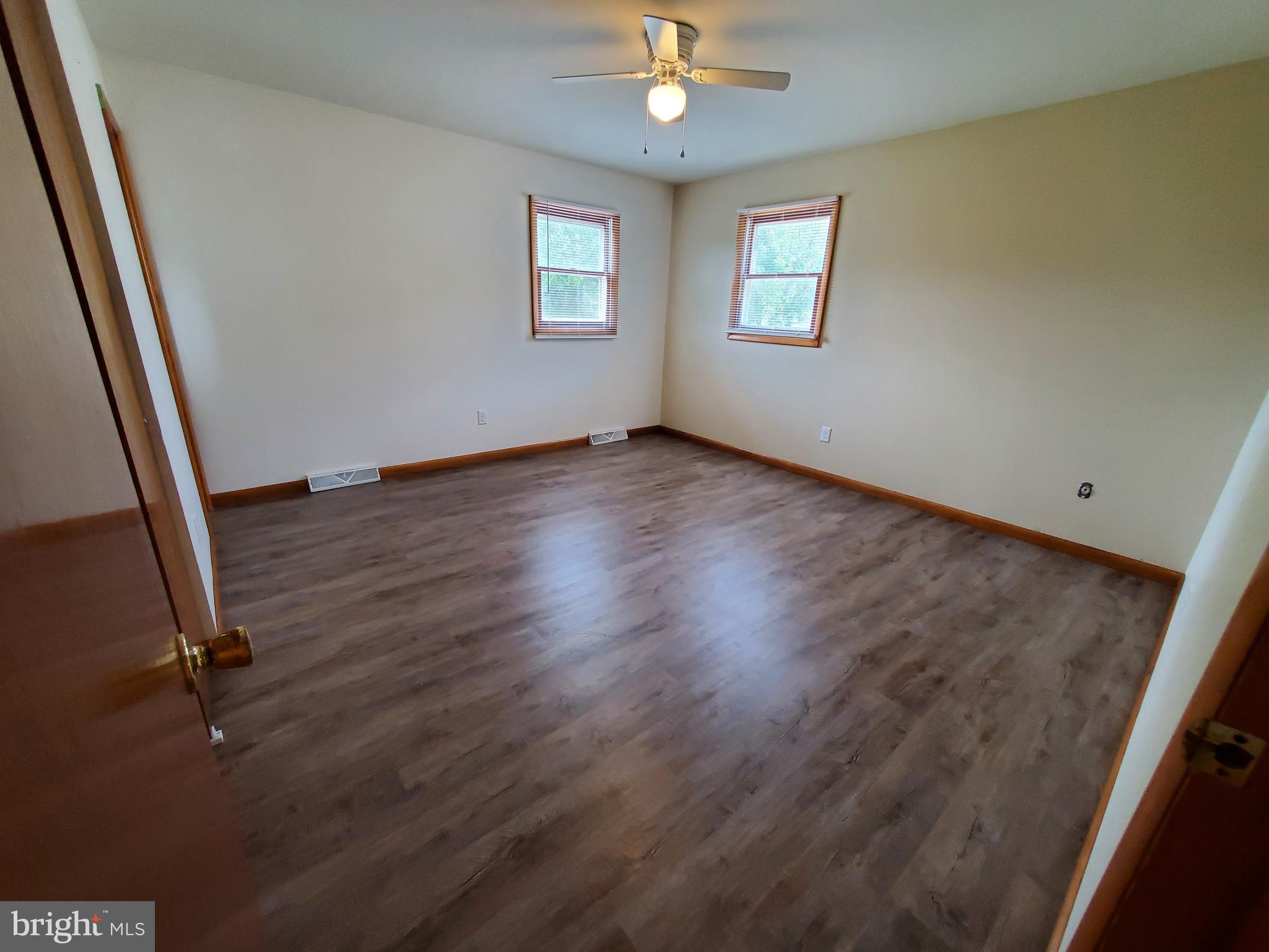 12001 Messick Road Southeast Cumberland, MD 21502 - Photo 21 of 40