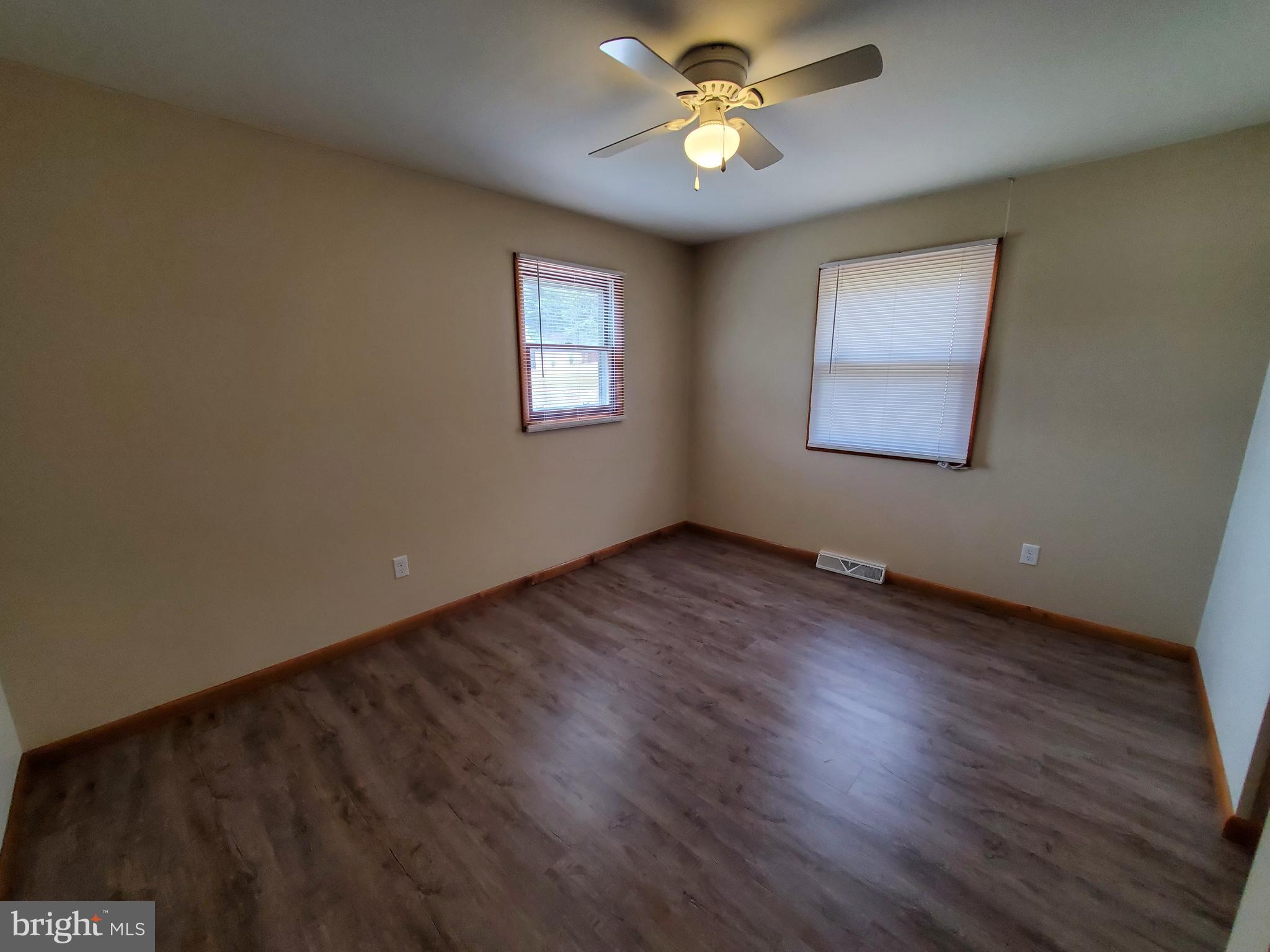 12001 Messick Road Southeast Cumberland, MD 21502 - Photo 25 of 40