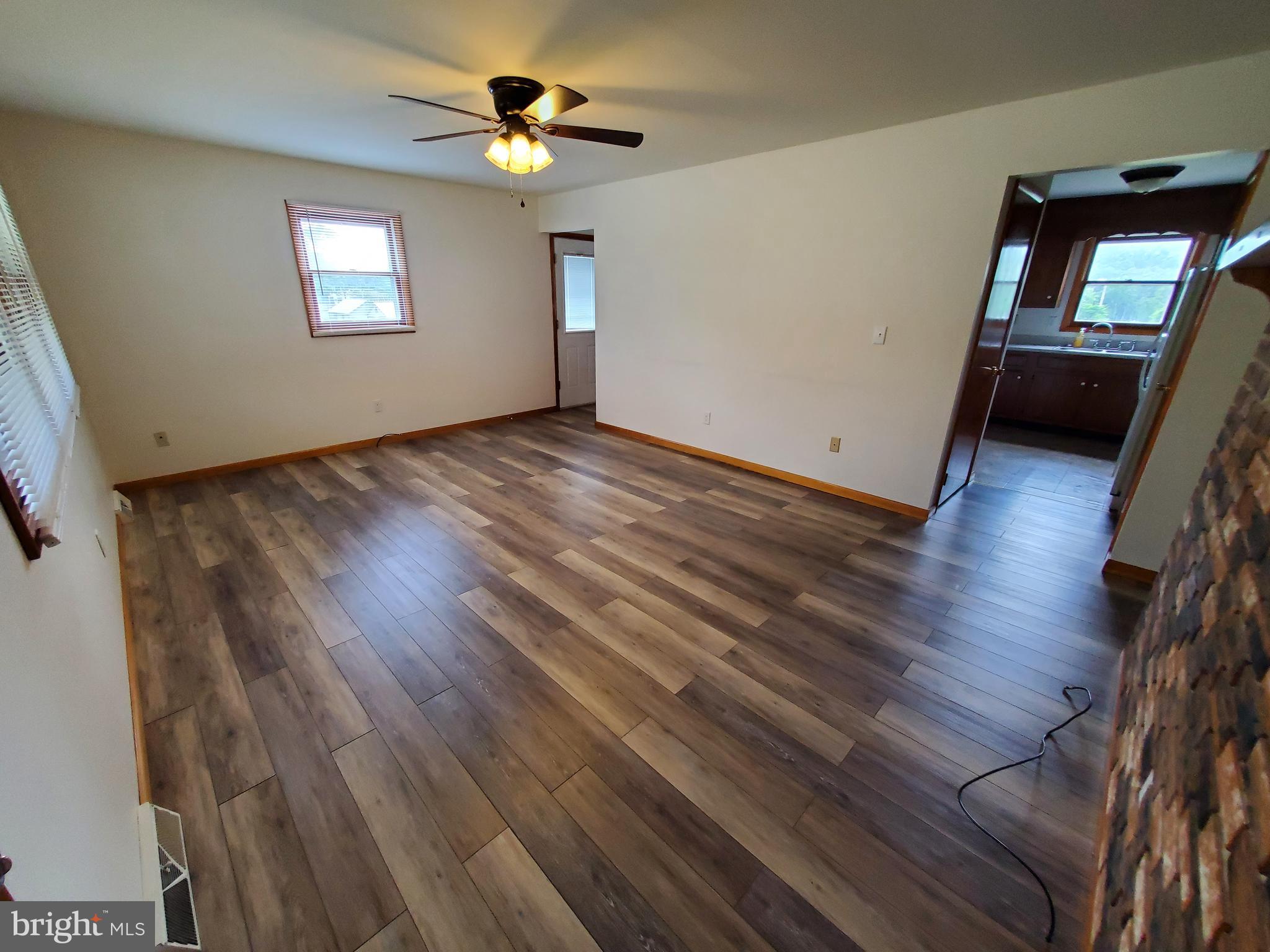 12001 Messick Road Southeast Cumberland, MD 21502 - Photo 9 of 40