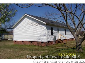 4009 Midway Road Maxton, NC 28364 - Photo 2 of 10 Gallery Image 2