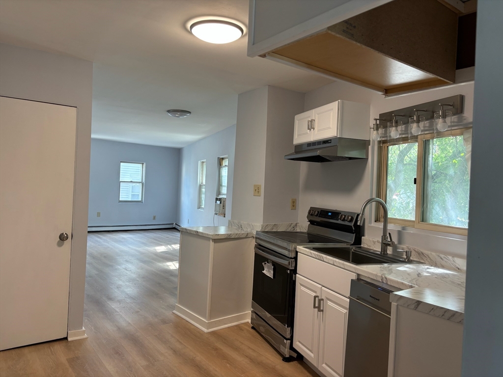 17 Howell Court Chelsea, MA 02150 - Photo 1 of 4 Gallery Image 1