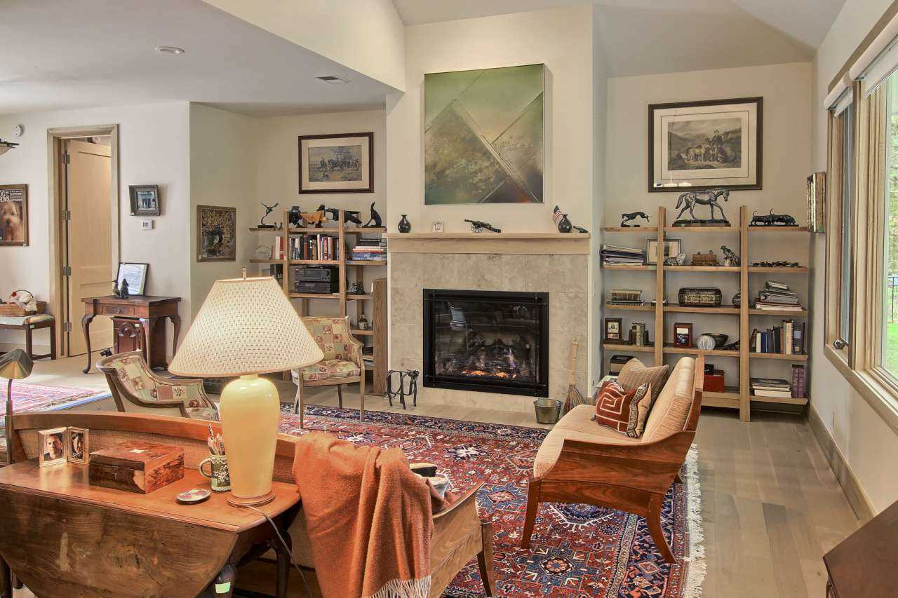 570 Walnut Ridge Traverse City, MI 49686 - Photo 4 of 39 1854548-3.JPG
