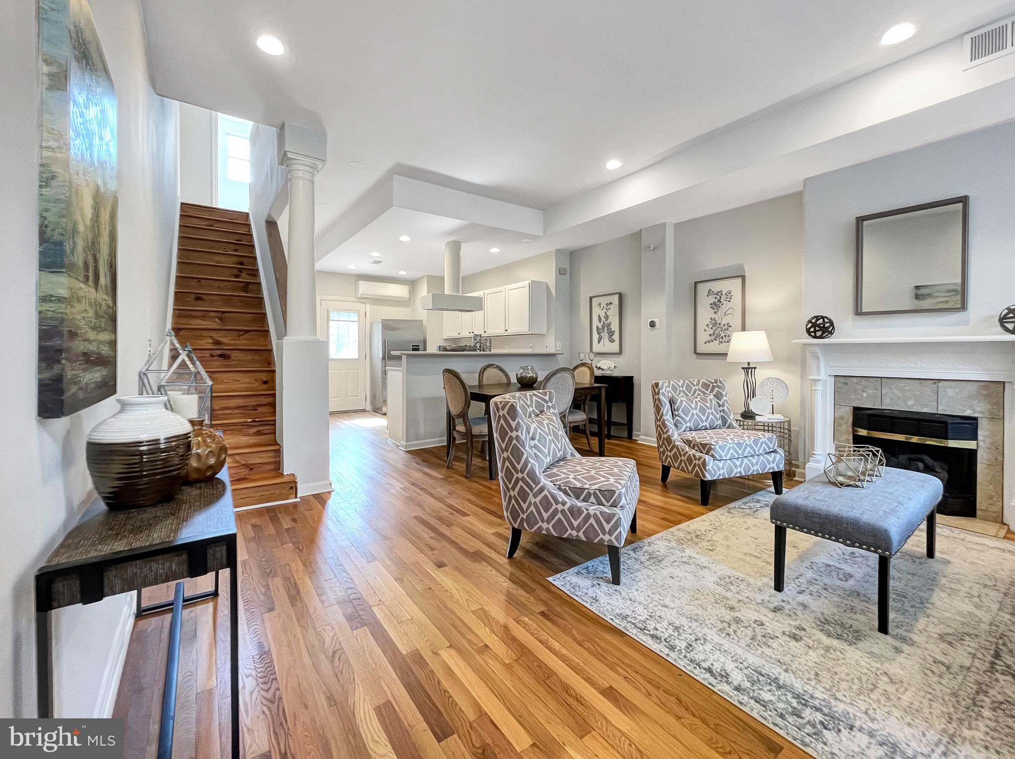 56 R Street Northwest Washington, DC 20001 - Photo 5 of 64 LR features tall ceilings and open concept
