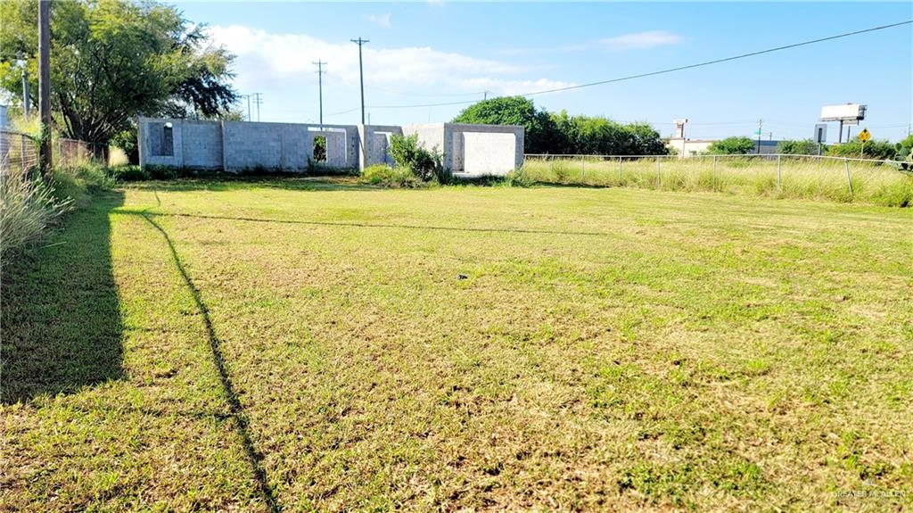 1925 Ash Avenue Mercedes, TX 78570 - Photo 2 of 16 View of yard