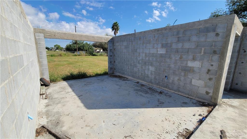 1925 Ash Avenue Mercedes, TX 78570 - Photo 9 of 16 View of garage