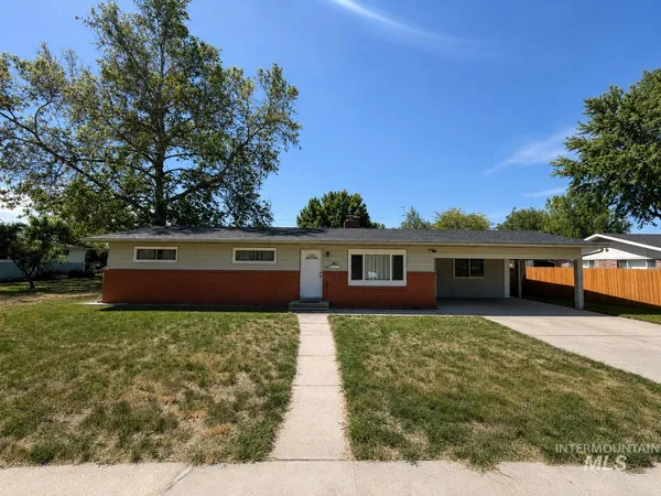 $350,000 | 312 Crescent Drive, Caldwell, ID 83605