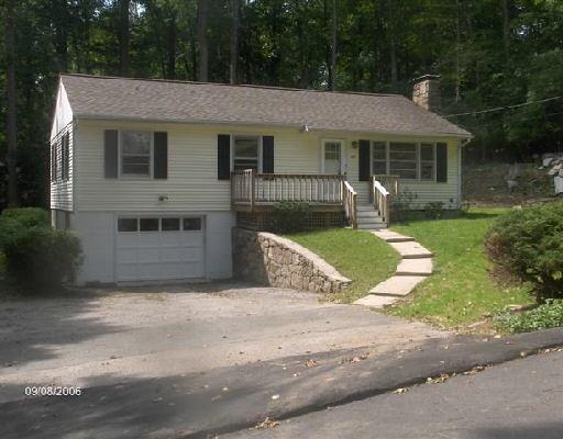 9 Split Level Road Ridgefield, CT 06877 - Photo 1 of 1