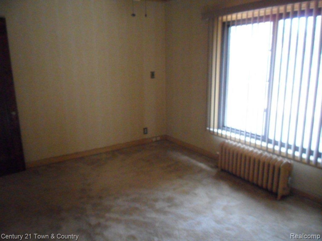 19630 Roslyn Road Detroit, MI 48221 - Photo 12 of 25 Bedroom 2