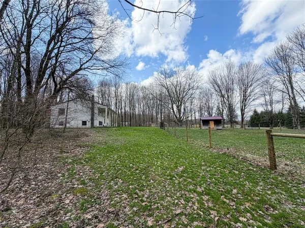 $299,900 | 26129 Hickory Corners Road, Guys Mills, PA 16327