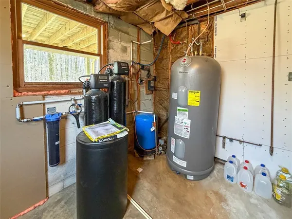 $299,900 | 26129 Hickory Corners Road, Guys Mills, PA 16327