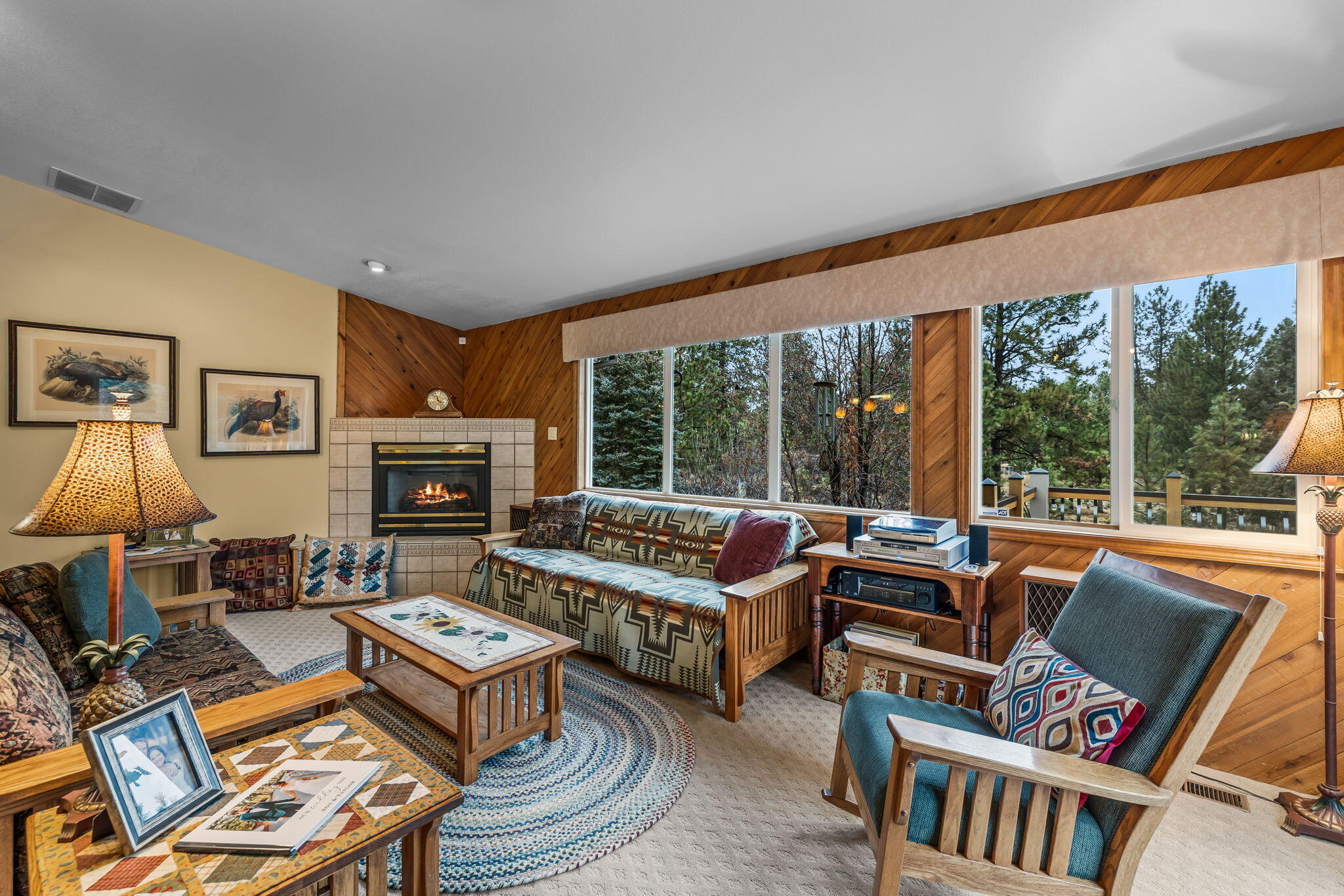 60290 Woodside Loop Bend, OR 97702 - Photo 12 of 47 2023_12_12_60290_woodside_loop-11