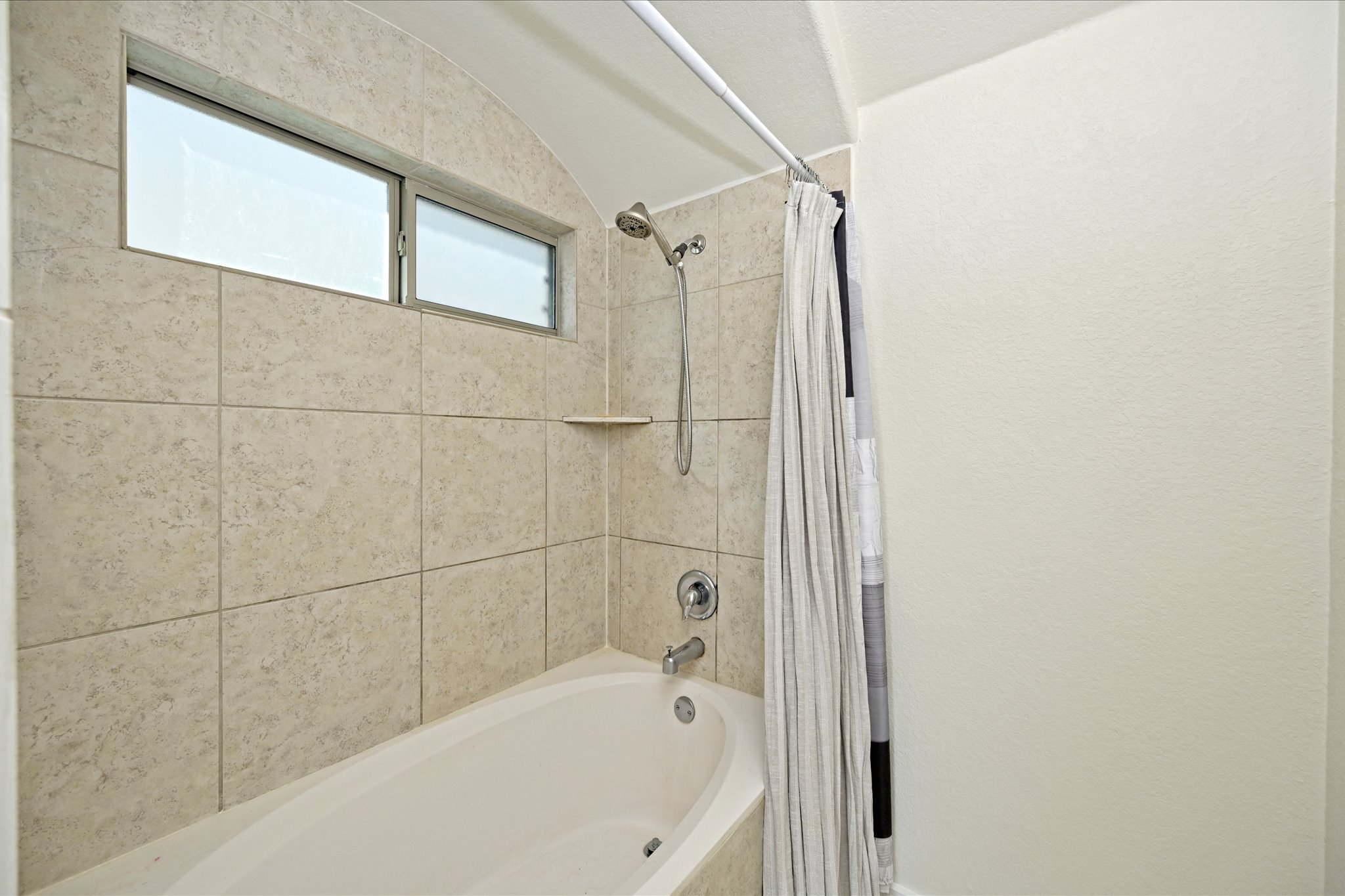 2101 Rivers Edge Way, Unit 29 Austin, TX 78741 - Photo 13 of 40