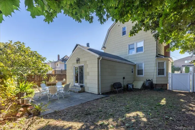 $1,299,000 | 38 Johnson Place, Woodmere, NY 11598