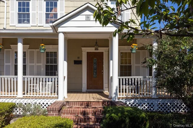 $1,299,000 | 38 Johnson Place, Woodmere, NY 11598