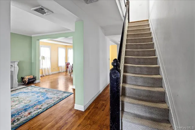 $1,299,000 | 38 Johnson Place, Woodmere, NY 11598