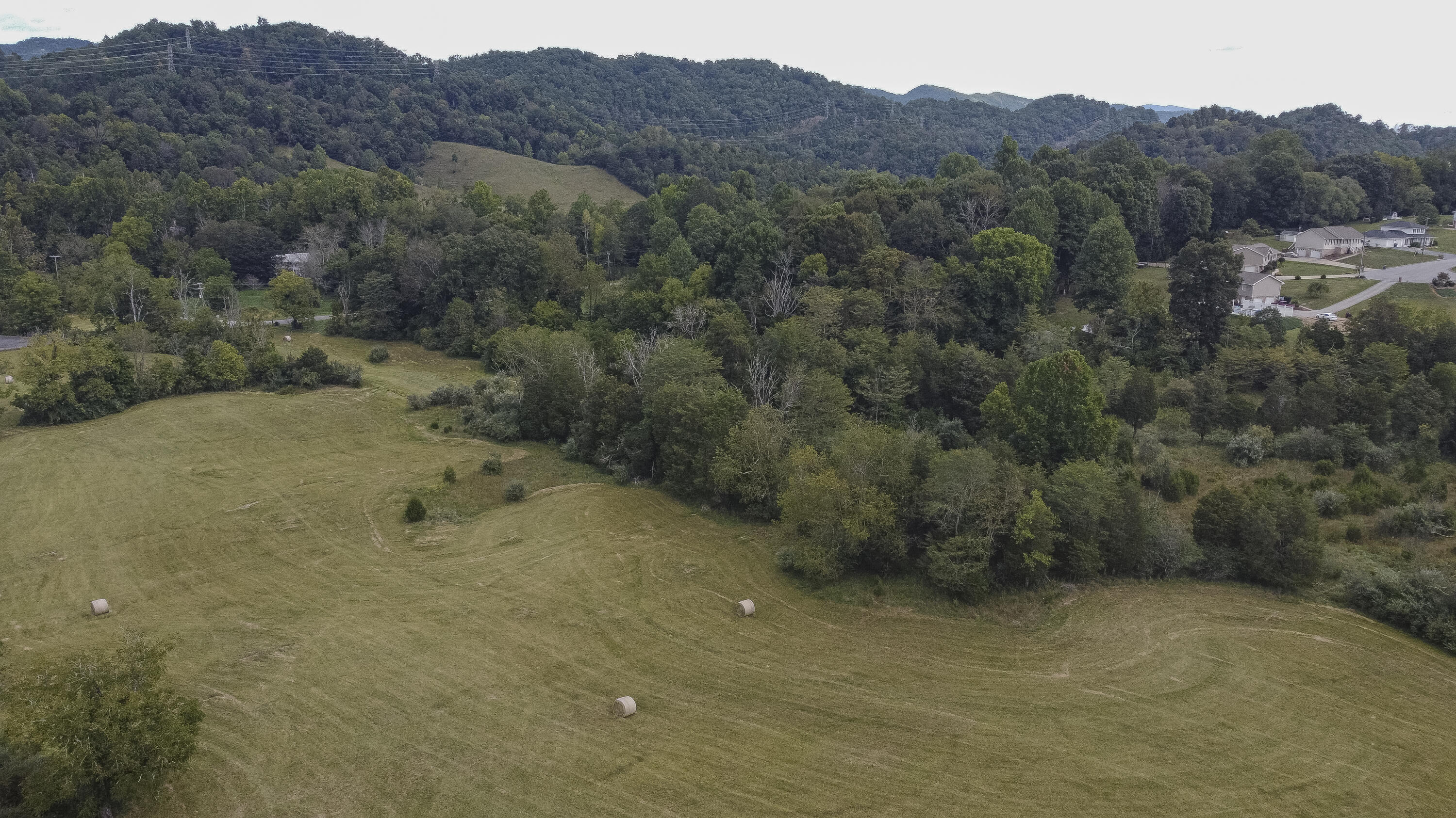 5732 Stanley Valley Road Gate City, VA 24251 - Photo 11 of 20 DJI_0497