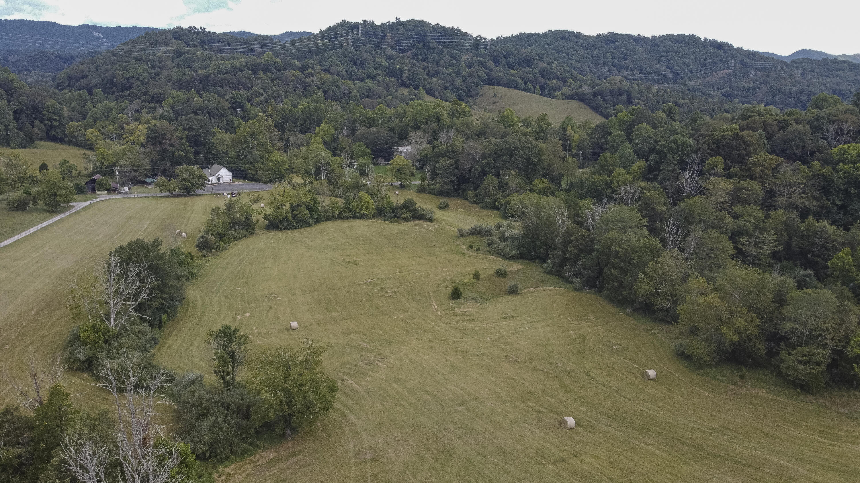 5732 Stanley Valley Road Gate City, VA 24251 - Photo 12 of 20 DJI_0498