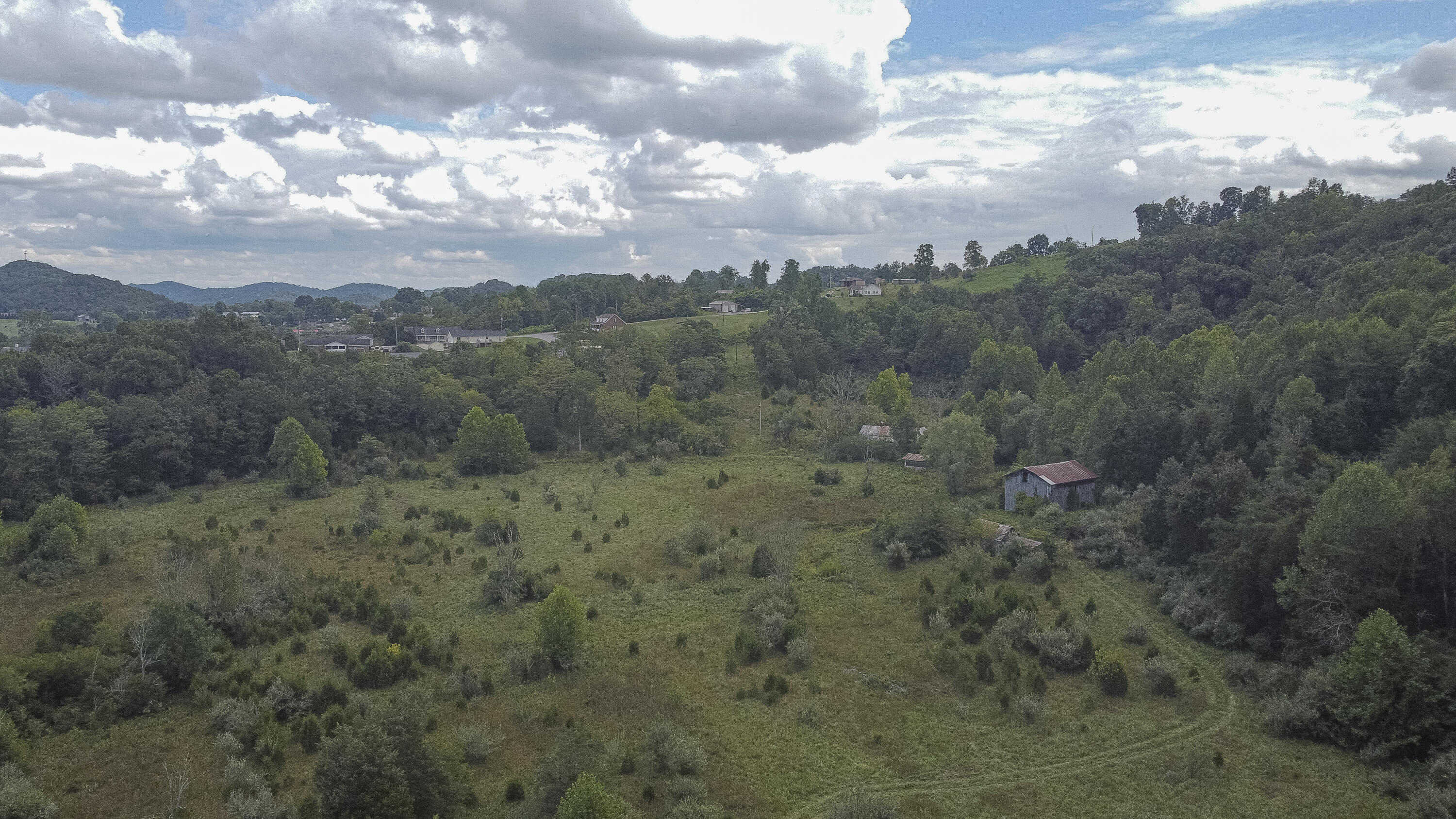 5732 Stanley Valley Road Gate City, VA 24251 - Photo 9 of 20 DJI_0495