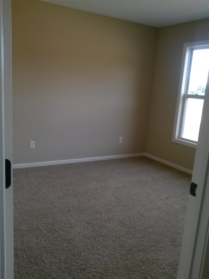 3999 Wooster Road Pierceton, IN 46562 - Photo 11 of 30 Gallery Image 11