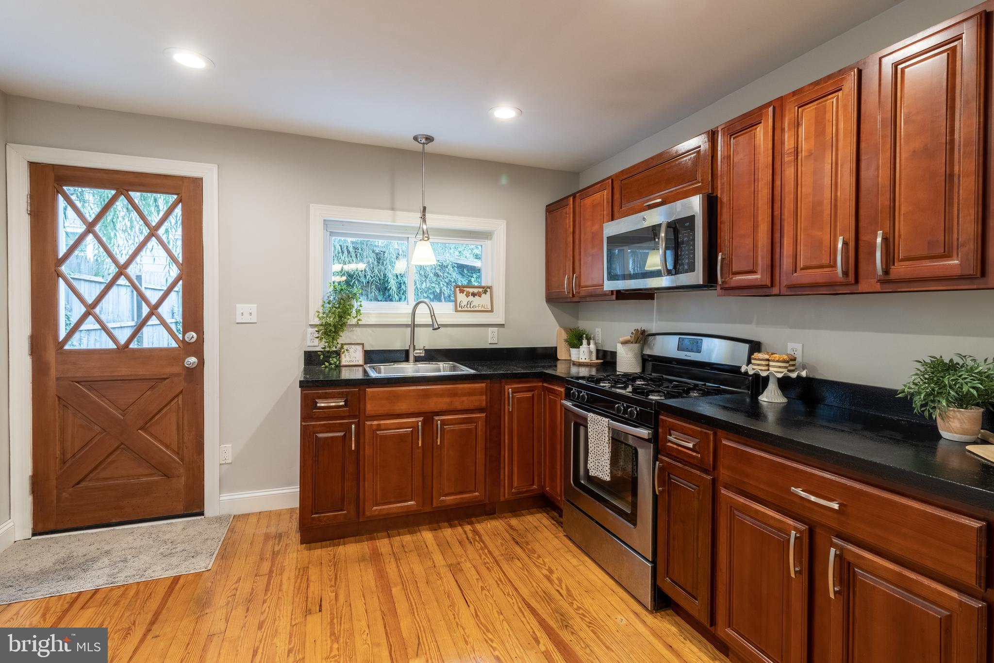 1505 Desoto Road Baltimore, MD 21230 - Photo 1 of 39 Upgraded kitchen